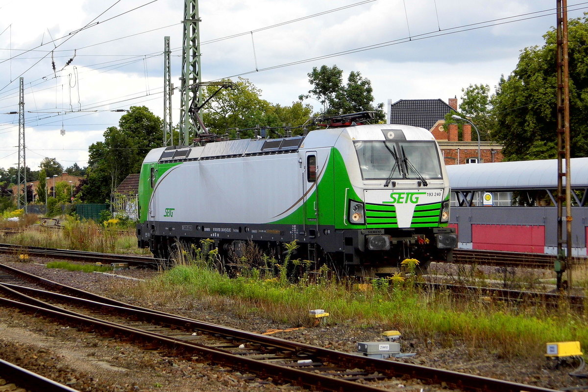 Am 13.08.2017 Rangierfahrt von der 193 240-9 von der SETG (ELL) in Stendal .