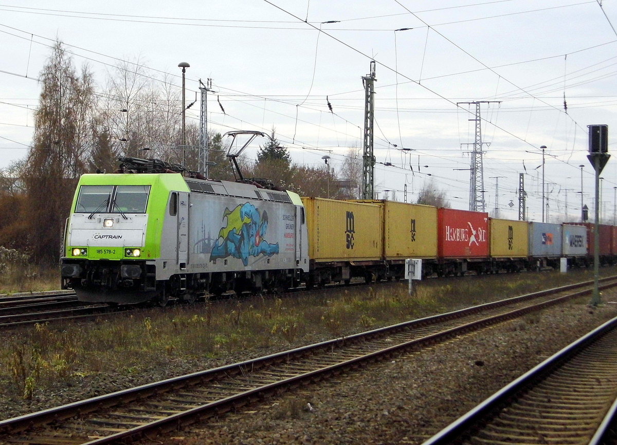 Am 13.12.2016 kam die 185 578-2 von CAPTRAIN aus Richtung Salzwedel nach Stendal und fuhr weiter in Richtung Magdeburg .