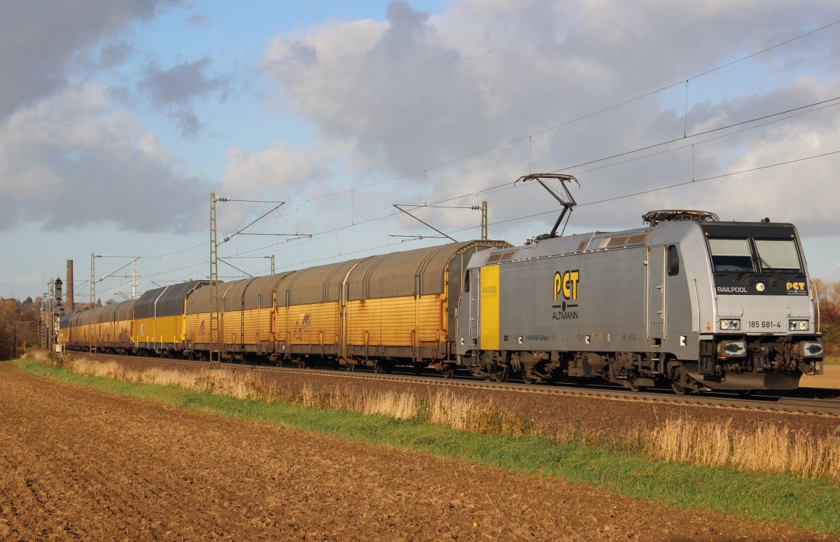 Am 13.November 2013 war PCT 185 681 mit einem Altmann-Zug bei Elze(Han) auf dem Weg Richtung Sden.