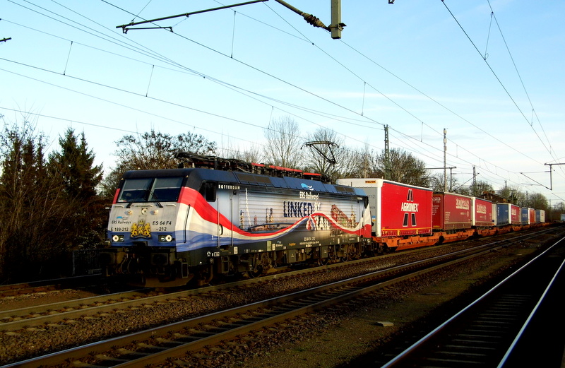 Am 14.01.2015 kam die 189 212 von der ERS Railways ( MRCE dispolok ) aus Richtung Magdeburg nach Niederndodeleben und fuhr weiter in Richtung  Braunschweig .