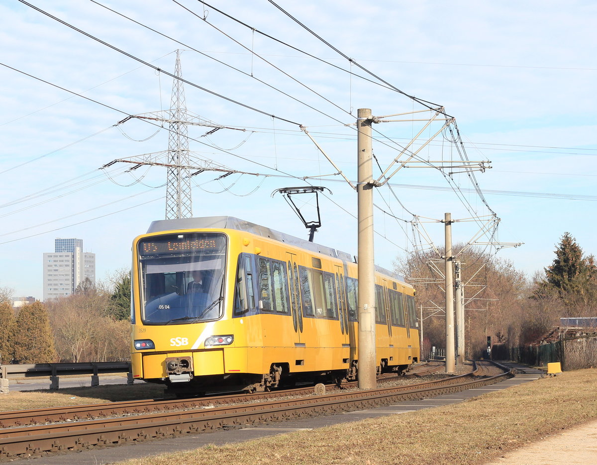 Am 14.02.2019 verkehrt ein DT 8.12 als U5 nach Leinfelden zwischen Möhringen Freibad und Leinfelden Frank über die Fildern. 