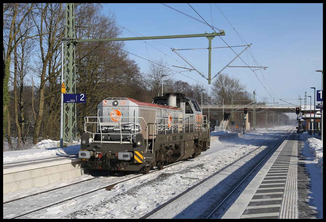 Am 14.02.2021 war diese HRS DE 18 mit dem Schriftzug Elif um 10.42 Uhr im Bahnhof Natrup Hagen auf der Rollbahn in Richtung Ruhrgebiet unterwegs.