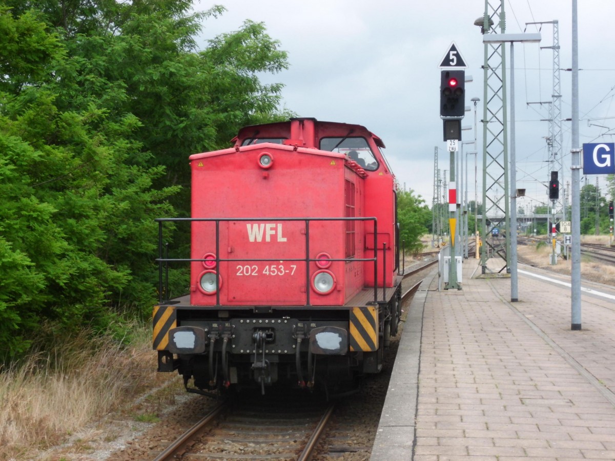 Am 14.06.2015 kam die WFL 202 453 aus dem RAW Stendal und fuhr in Richtung Berlin weg.