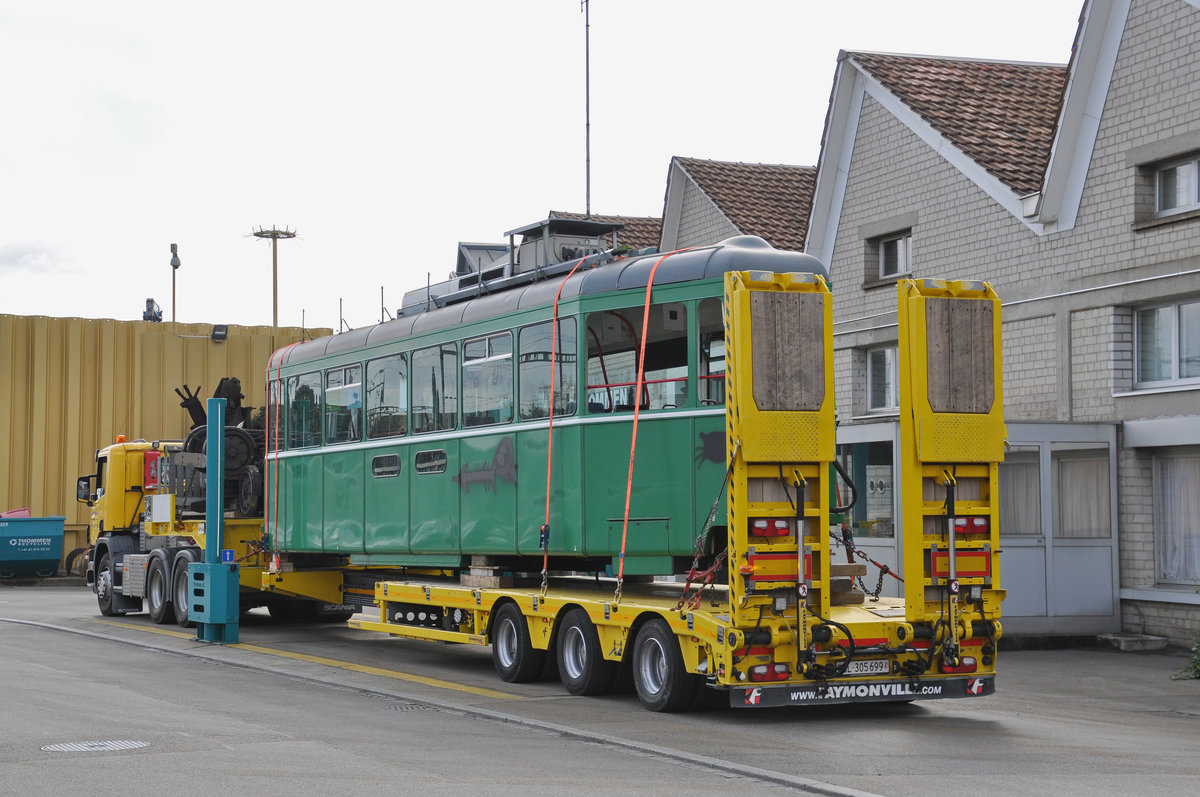 Am 14.07.2017 hat für den B4S 1485 die letzte Stunde geschlagen. Hier steht der Lastwagen auf der Waage bei der Firma Thommen AG.