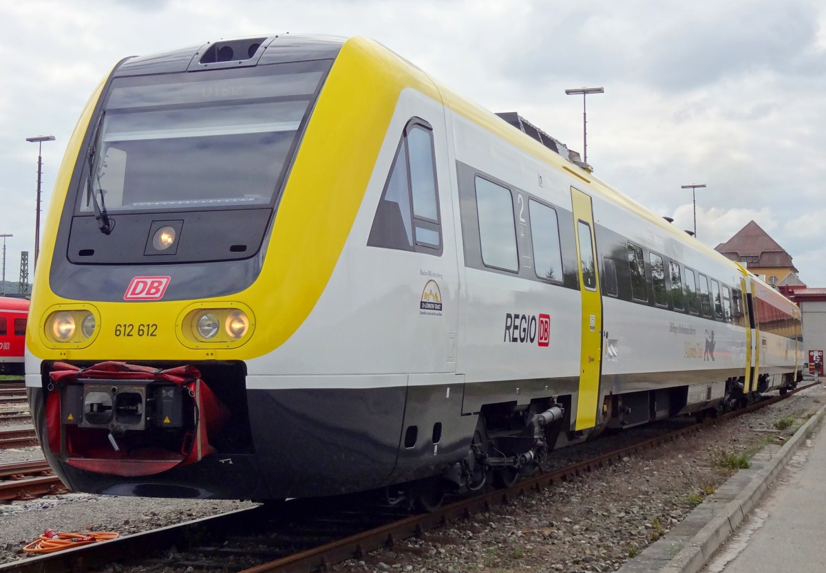 Am 14.09.2014 stand der 612 112/612 in seiner neuer Lackierung in Tübingen. 
An diesem Tag wurde das 100 Jährige bestehen des Bahnbetriebswerk Tübingen gefeiert. 
