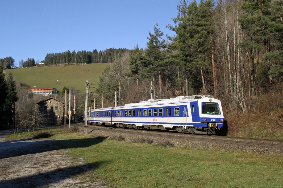 Am 14.12.13 war wieder einmal ein 4020er am Berg, nämlich der frisch ausgebesserte 4020.220 als Reg. bei Klamm/Sch.