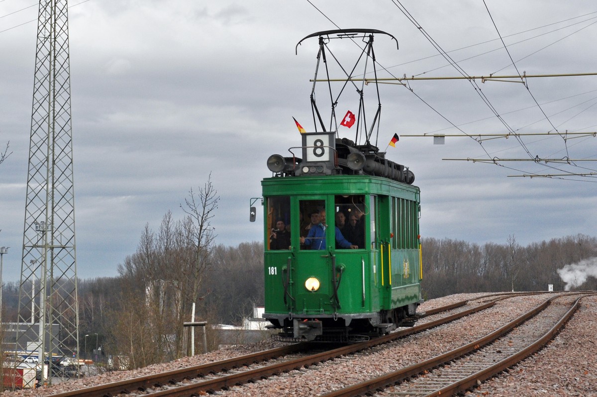 Am 14.12.2014 wurde die verlängerte Tramlinie 8 nach Weil am Rhein mit einem Volksfest feierlich in Betrieb genommen. Unter anderem wurde eine Oldtimer Linie mit den beiden Be 2/2 181 und 215 betrieben. Zudem konnte die Bevölkerung den ganzen Tag gratis auf der ganzen Linie 8 fahren.