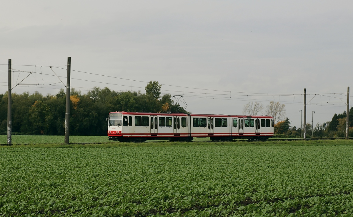 Am 15.10.2019 fährt der B80C/8 346 bei Dortmund-Obernette Richtung Innenstadt