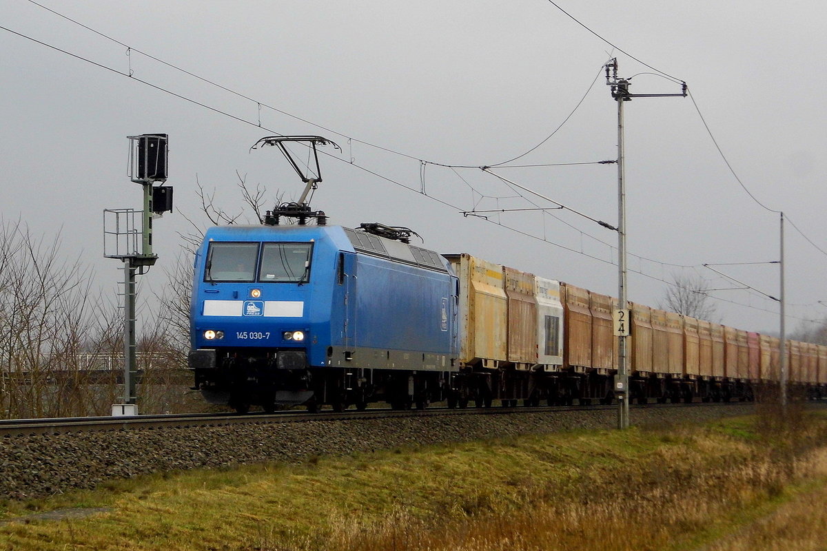 Am 15.12.2017 fuhr die 145 030-7 von der PRESS von Lübeck nach Stendal und weiter nach Borstel .
