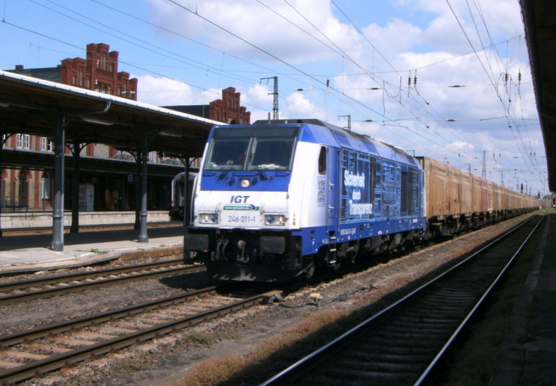 Am 16.05.2014 kam die 246 011-1 von der IGT kam aus Magdeburg fuhr  durch Stendal und weiter nach Niedergörne .