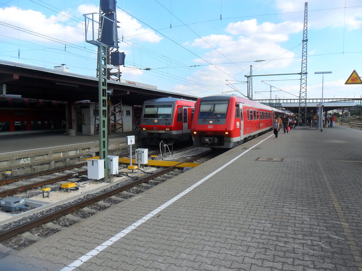 Am 16.07.16 stand 628 004 als Re 22536(Ulm hbf - Crailsheim) auf Gleis 6 Nord. Auf Gleis 7 Nord stand der 611 001 und 611 033 als Ire 3216 (Ulm hbf - Löffingen)