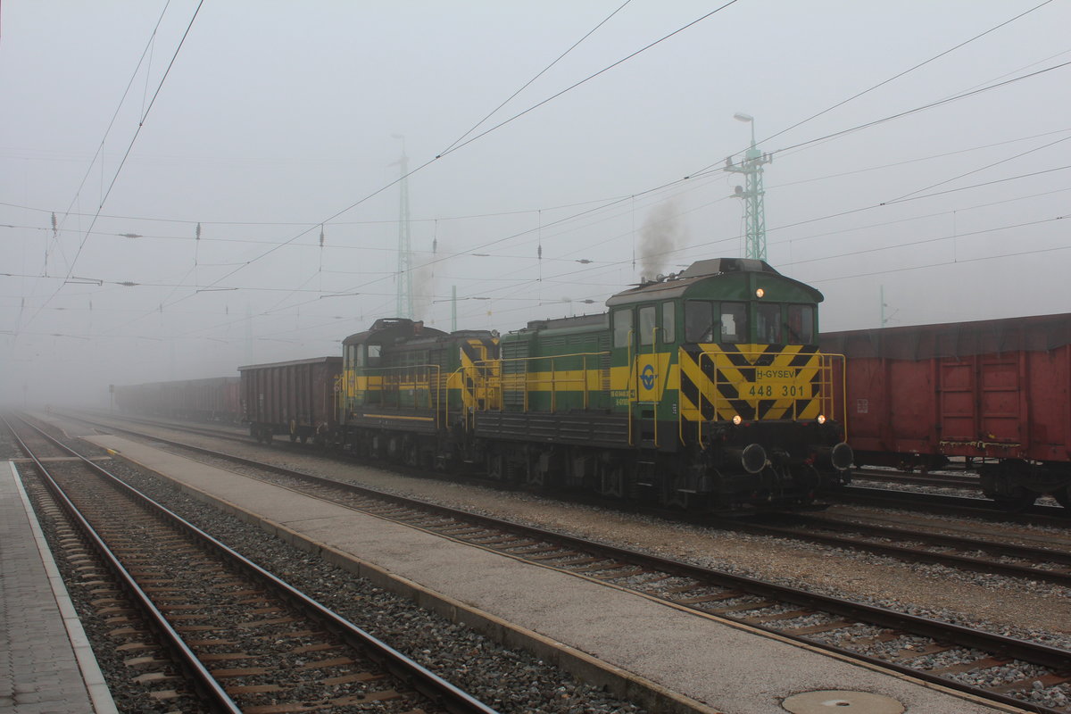 Am 16.2.2017 fahren die M44 301 und 306 mit dem VG71453 aus Wulkaprodersdorf in Richtung Müllendorf aus.
