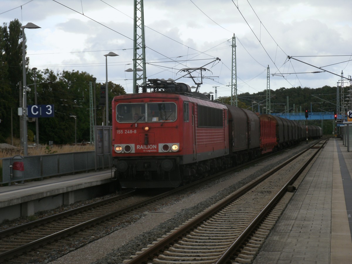 Am 16.September 2013 kam der  Container  155 248 durch Bergen/Rgen.