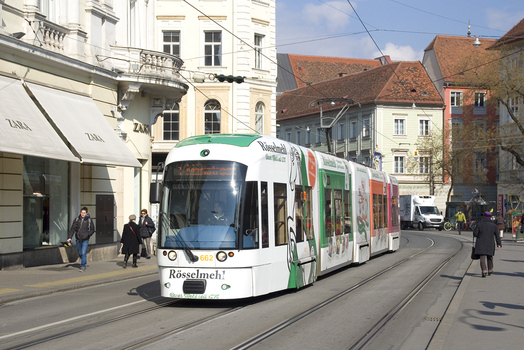 Am 17. Märt 2016 ist Cityrunner 662 auf der Linie 1 am Eisernen Tor unterwegs.