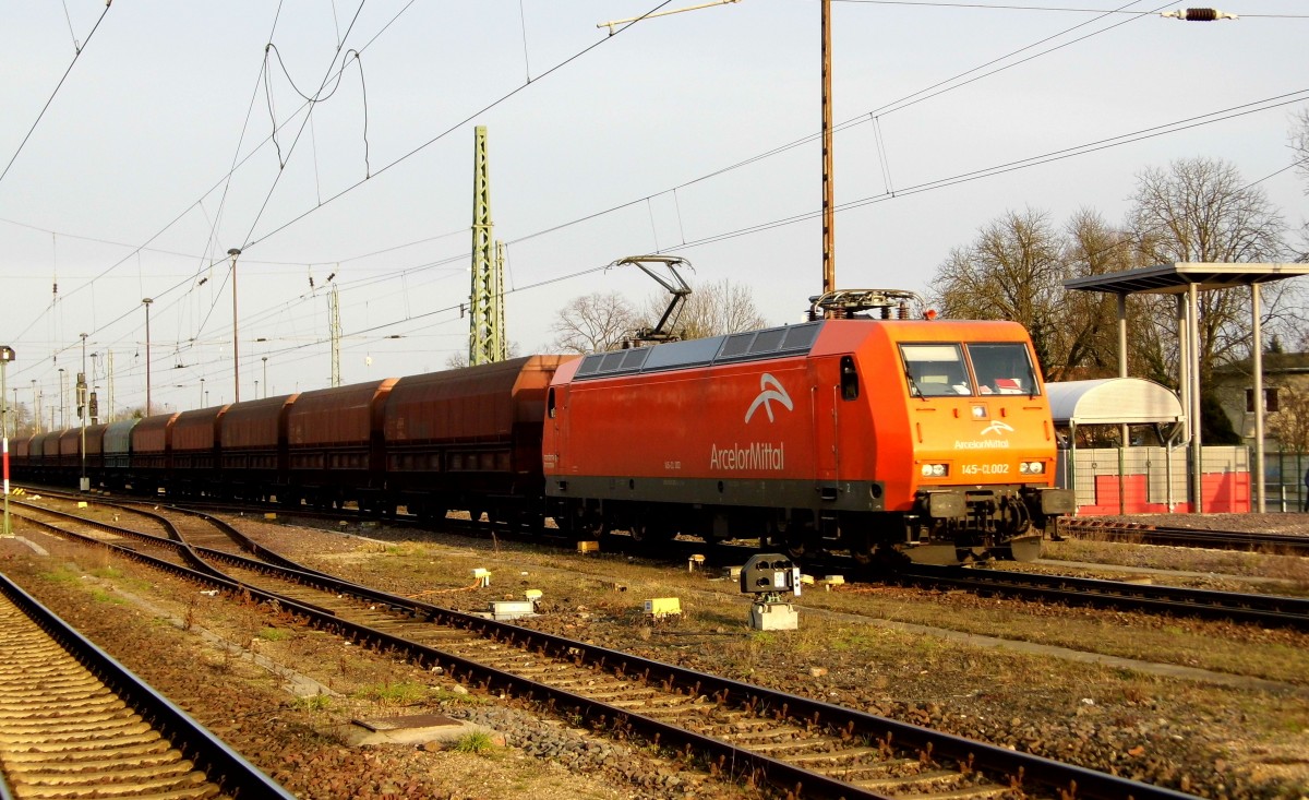 Am 17.03.2015 kam die 145-CL002 von ArcelorMittal aus Richtung Magdeburg nach Stendal und fuhr weiter in Richtung Hannover .