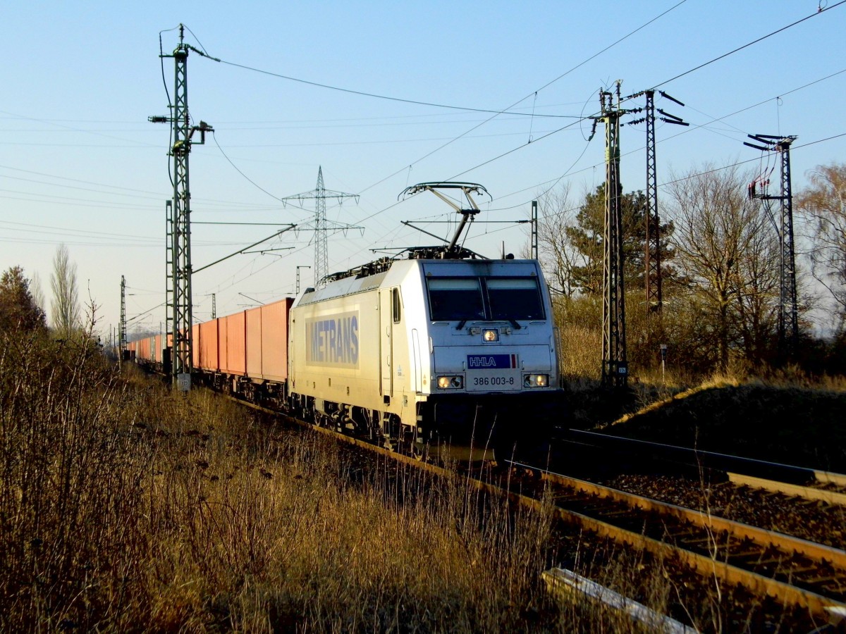 Am 17.03.2016 kam die 386 003-8 von METRANS aus Richtung Magdeburg und fuhr nach Stendal.