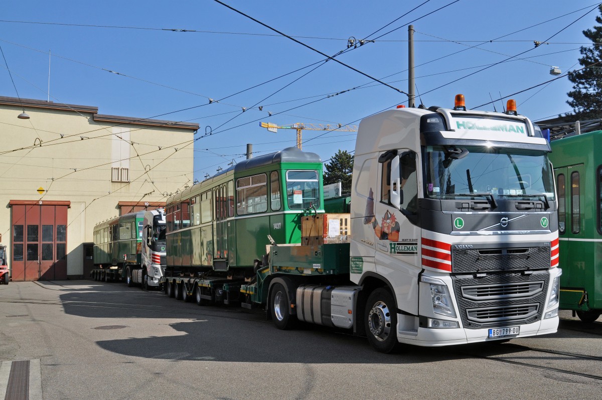 Am 17.03.2016 wurden die ersten drei B4 Anhänger mit den Betriebsnummern 1437, 1450 und 1467 in der Hauuptwerkstatt verladen. Die Anhänger werden auf den Lastwagen bis nach Belgrad gefahren. 