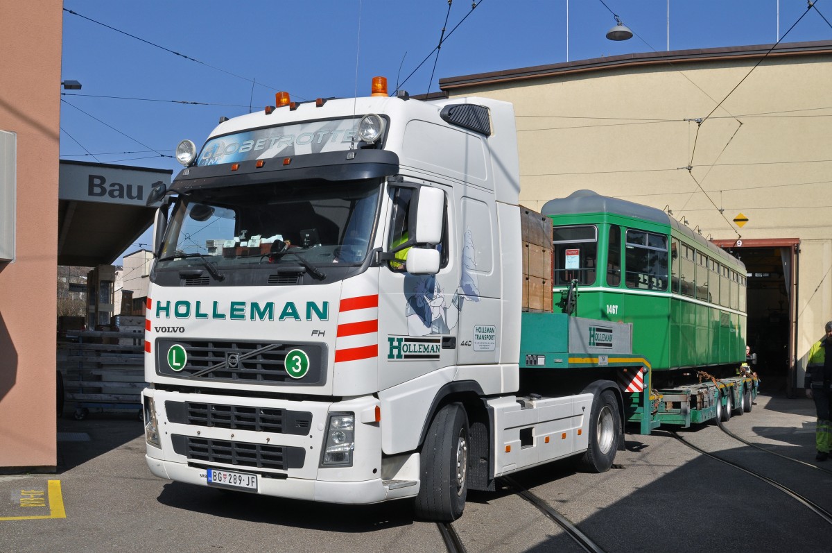 Am 17.03.2016 wurden die ersten drei B4 Anhänger mit den Betriebsnummern 1437, 1450 und 1467 in der Hauuptwerkstatt verladen. Die Anhänger werden auf den Lastwagen bis nach Belgrad gefahren. Auf diesem Lastwagen befindet sich der B 1467.