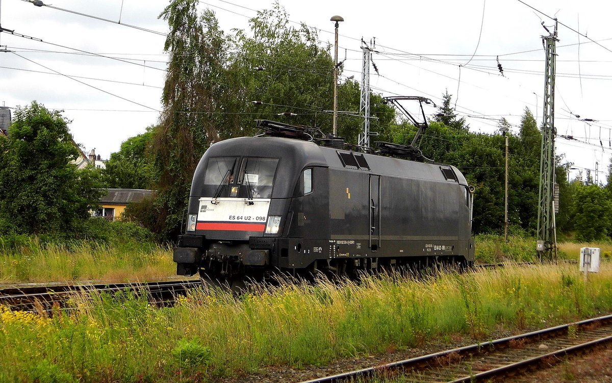 Am 17.06.2017 fuhr die 182 098 von der SETG ( MRCE Dispolok ) von Borstel nach Stendal .