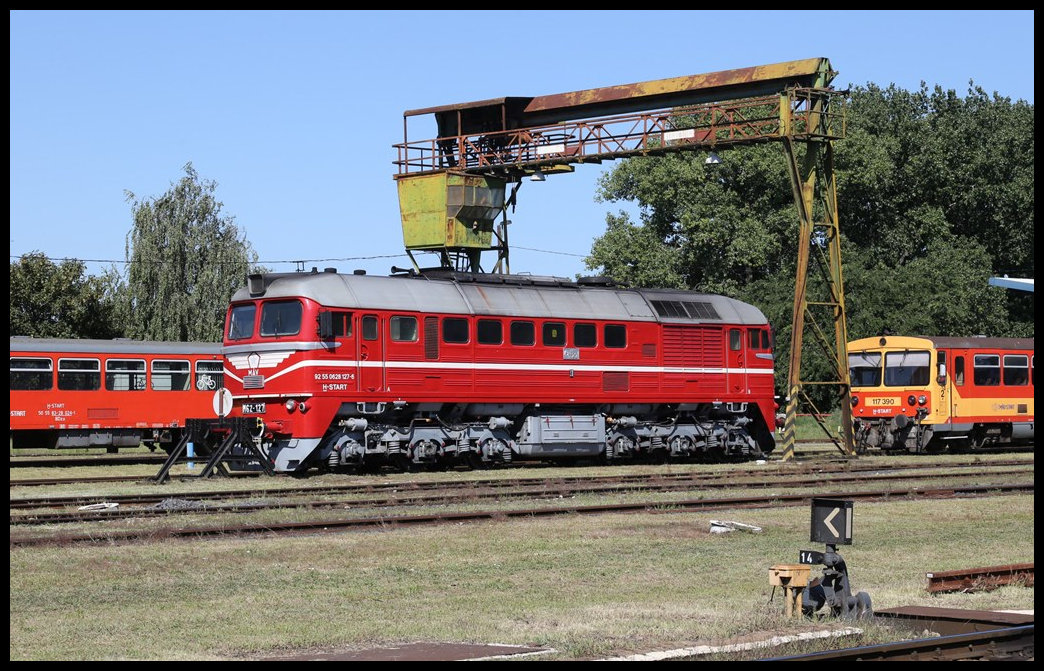 Am 17.07.2022 stand der Sergej M 62 127 im Bahnhof Tapolca und wartete dort auf seinen nächsten Einsatz im Rahmen des Nostalgie Programms.