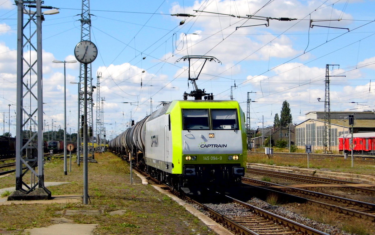 Am 17.08.2016 kam die 145 094-9 von CAPTRANI aus Richtung Salzwedel nach Stendal und fuhr weiter in Richtung Magdeburg .