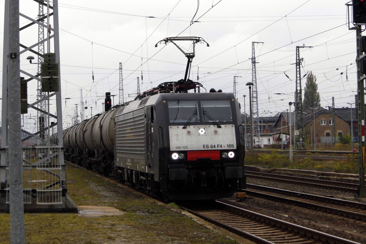 Am 17.10.2015 kam die 189 105 von der MRCE Dispolok aus Richtung Salzwedel nach Stendal und fuhr weiter in Richtung Magdeburg .