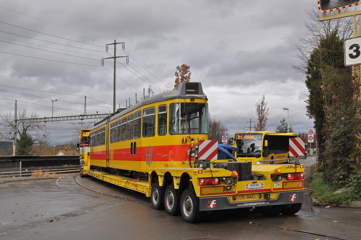 Am 17.11.2015 hat für den Be 4/6 110 der BLT die letzte Stunde geschlagen. Auf einem Tieflader wird der wagen vom Depot Hüslimatt nach Kaiseraugst gefahren, wo er abgebrochen wird.
