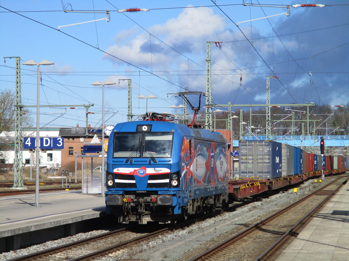 Am 17.März 2021 kam durch Bergen/Rügen die EGP 192 103 mit dem Chinacontainerzug.