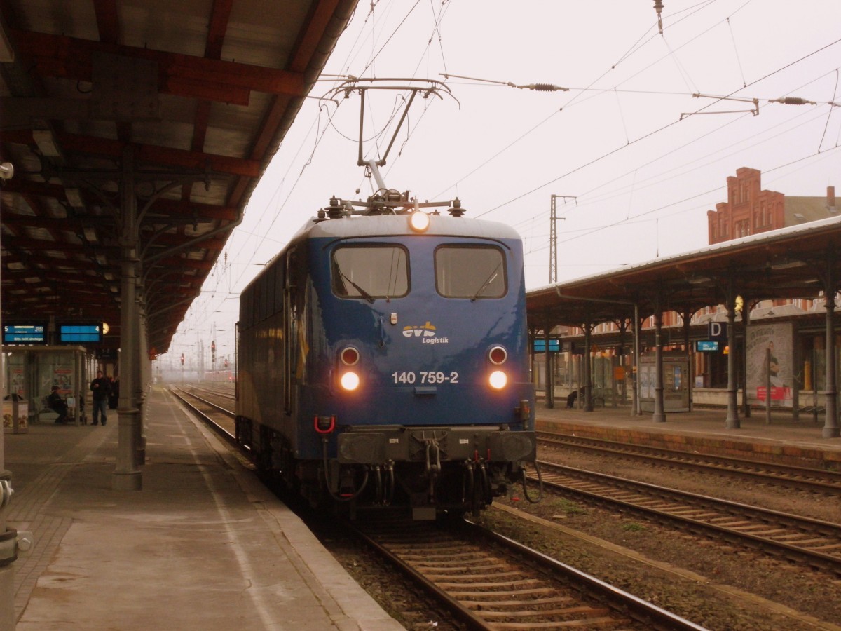 Am 19.01.2014 kam 140 759 Lz aus Richtung Rathenow nach Stendal und fuhr dann weiter in Richtung Magdeburg.