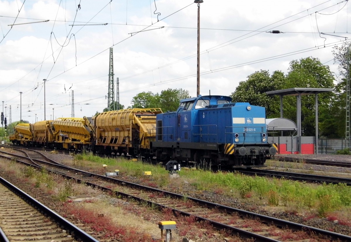 Am 19.05.2015 kam die 293 021-6 von der Press aus Richtung Berlin nach Stendal .