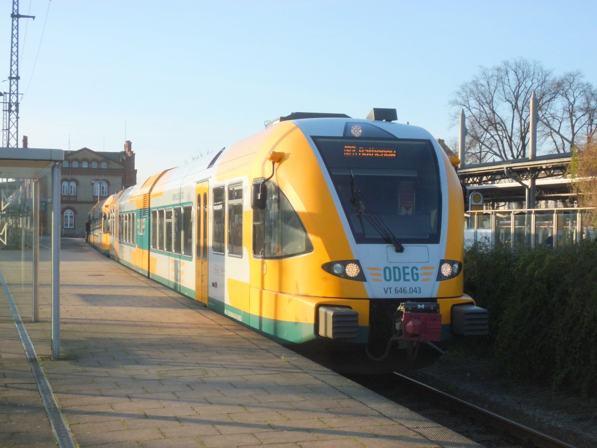 Am 19.12.2015 nahmen 646 042&646 043 auf der RB 34 ihren Betrieb von Stendal nach Rathenow auf.