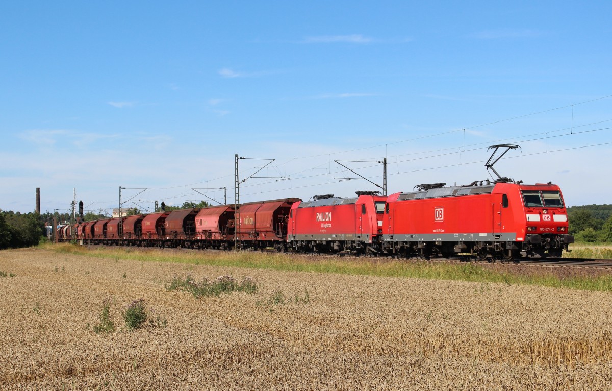 Am 1.August 2013 war DBSR 185 074 mit 185 265 und einem Kalizug bei Elze(Han) auf dem Weg nach Bebra.