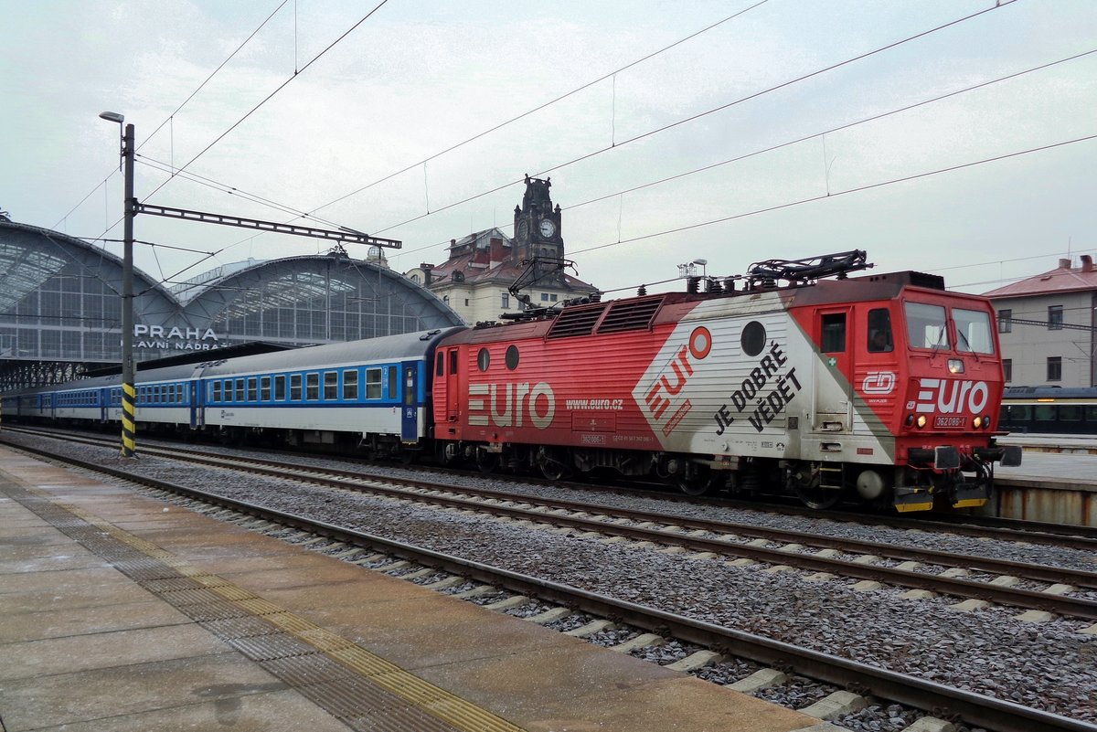 Am 2 Jänner 2017 steht 362 086 in Praha hl.n.