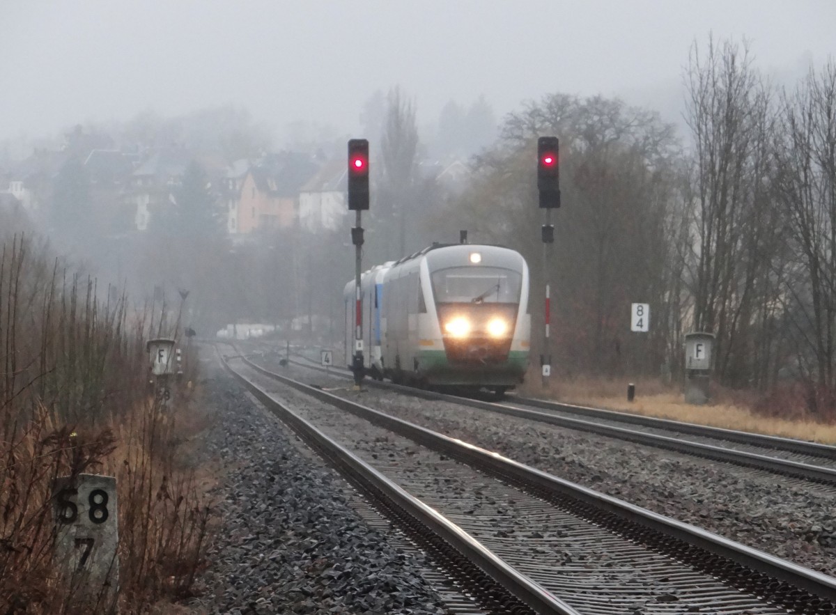 Am 20.01.14 überführte ein VT (642) der Vogtlandbahn zwei Triebwagen der CD (840 014 und 840 003) nach Neumark/Sachs. Hier zusehen in Kürbitz/V.
