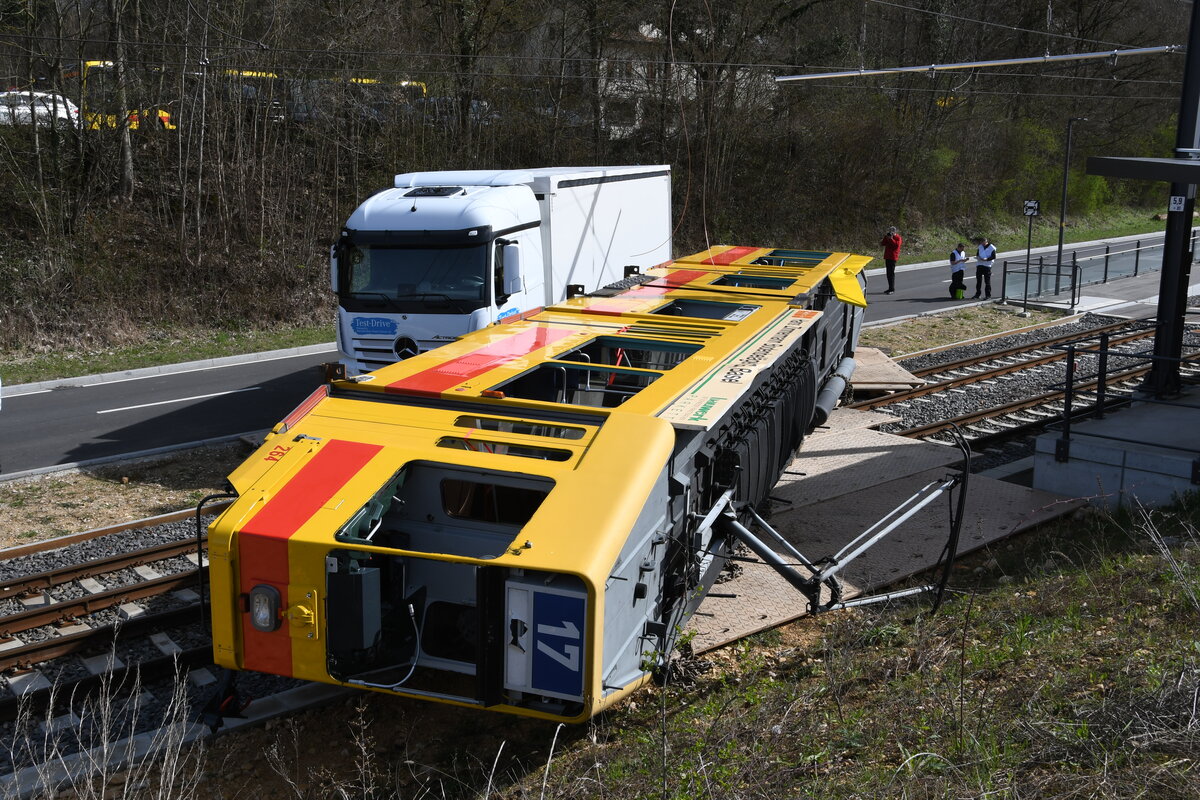 Am 20.03.2024 fand die grosse Übung Treno Nuovo vom Kantonalen Führungsstab Basel-Land im Bereich der BLT Station Lampenberg-Ramlinsburg statt. Mit dem Be 4/6 264 und einem Lastwagen wurde eine Schwere Kollision simuliert.