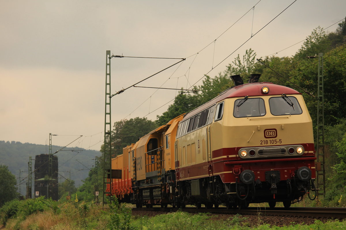 Am 20.07.2020 zog ganz überraschend NeSa´s 218 105 einen kurzen Speno Schleifzug durch Erpel in Fahrtrichtung Linz(Rhein). 