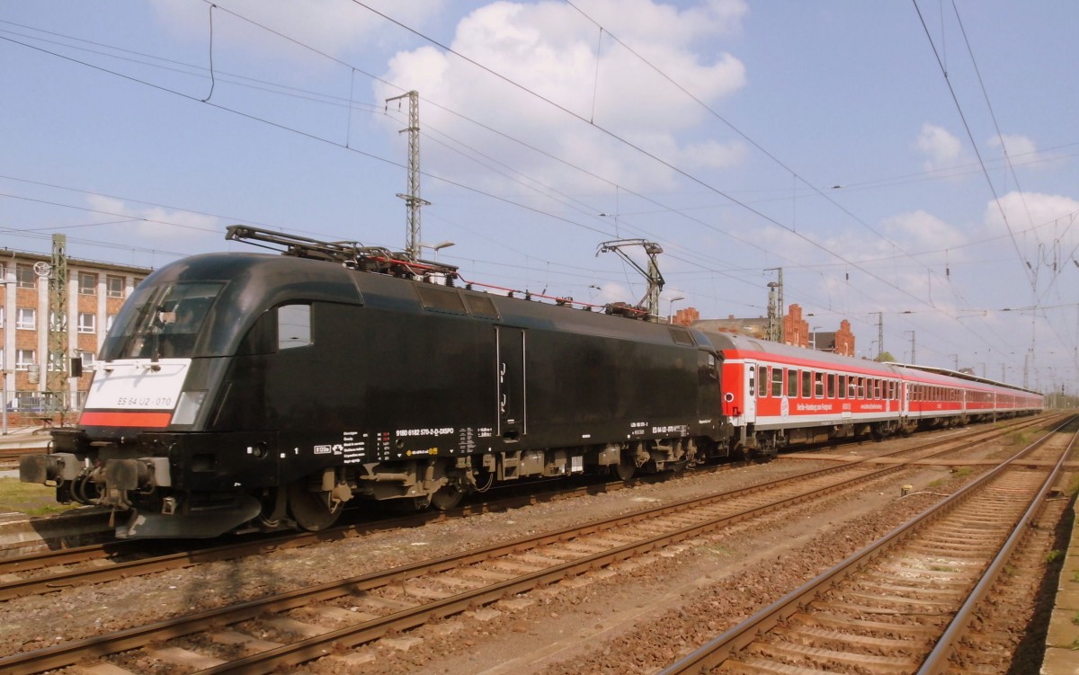 Am 21.04.2014 kam 182 570 mit dem neuen IRE 18598 von Berlin nach Stendal und fuhr weiter über Salzwedel nach Hamburg.