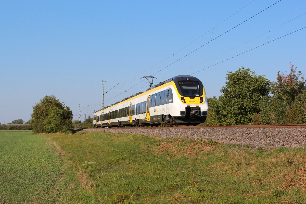 Am 21.09.2020 ist ein Talent 2 von Abellio auf der RE 17b bei Bad Schönborn in Richtung Bruchsal und weiter nach Stuttgart unterwegs.
