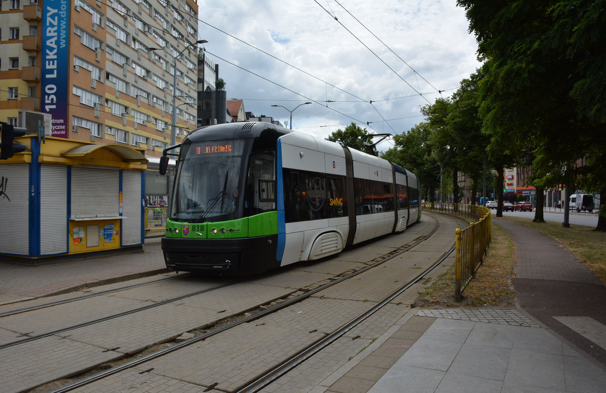 Am 23.06.2018 fuhr die Pesa 120NaS  818  auf der Linie 10 durch Stettin.