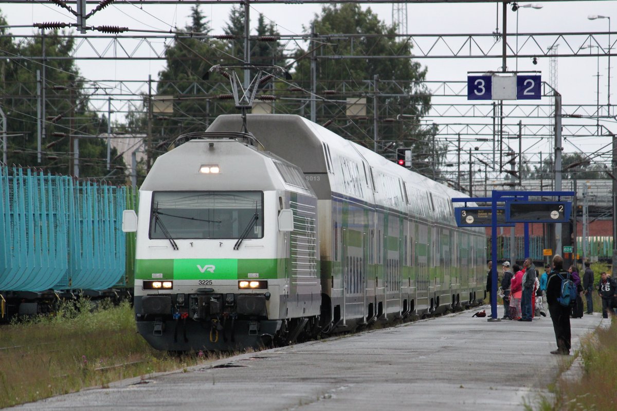 Am 23.07.2017 erreicht IC3 aus Helsinki seinen Endbahnhof Joensuu im Osten von Finnland. 