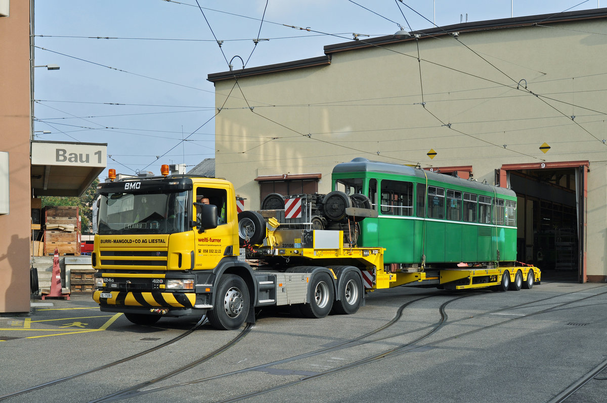 Am 23.09.2016 geht der B 1500 auf die letzte Reise. Hier verlässt der Lastwagen die Hauptwerkstatt Richtung Kaiseraugst.