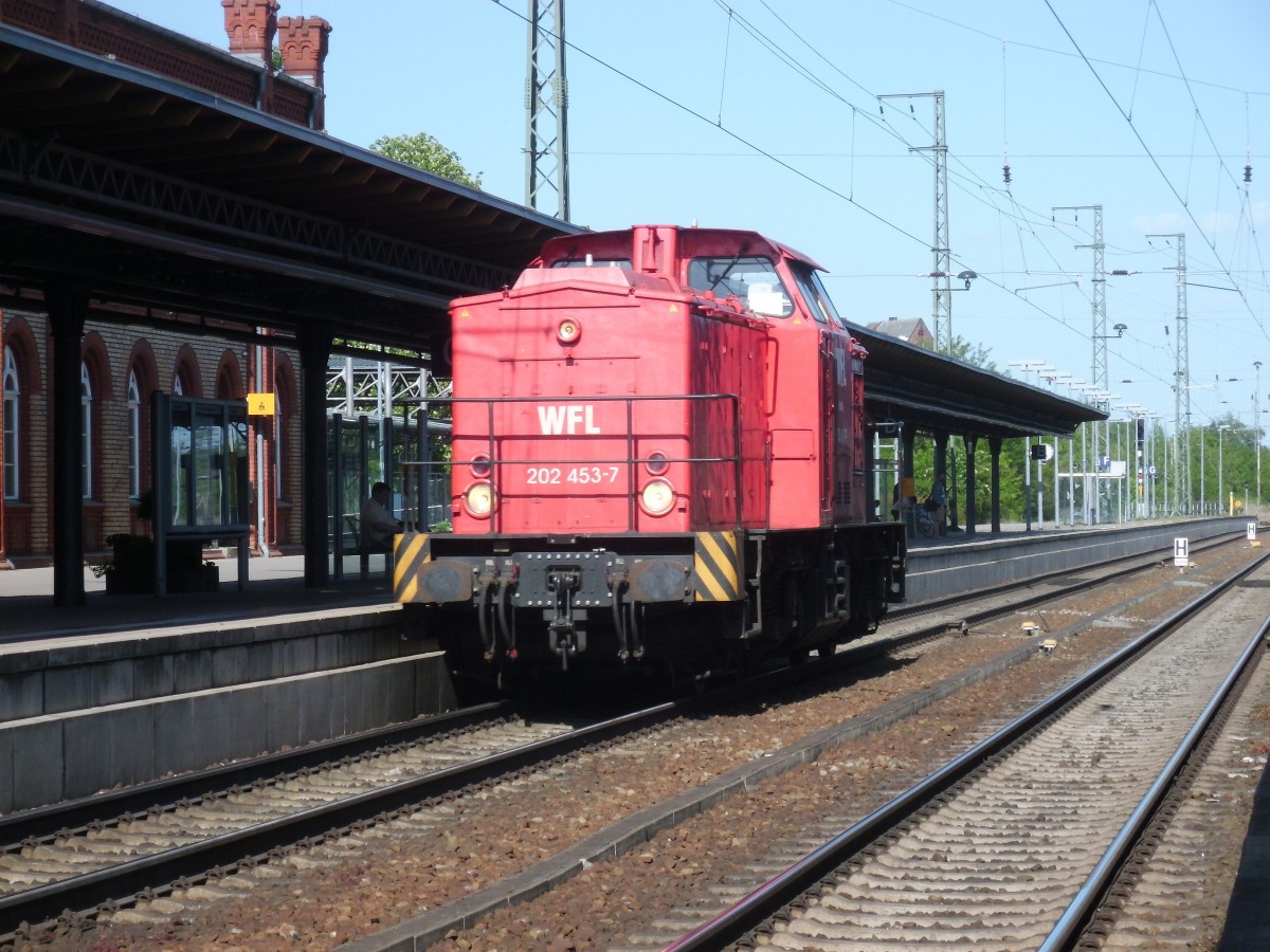 Am 24.05.2015 kam 202 453 Lz aus Richtung Berlin nach Stendal und fuhr weiter nach Hannover.