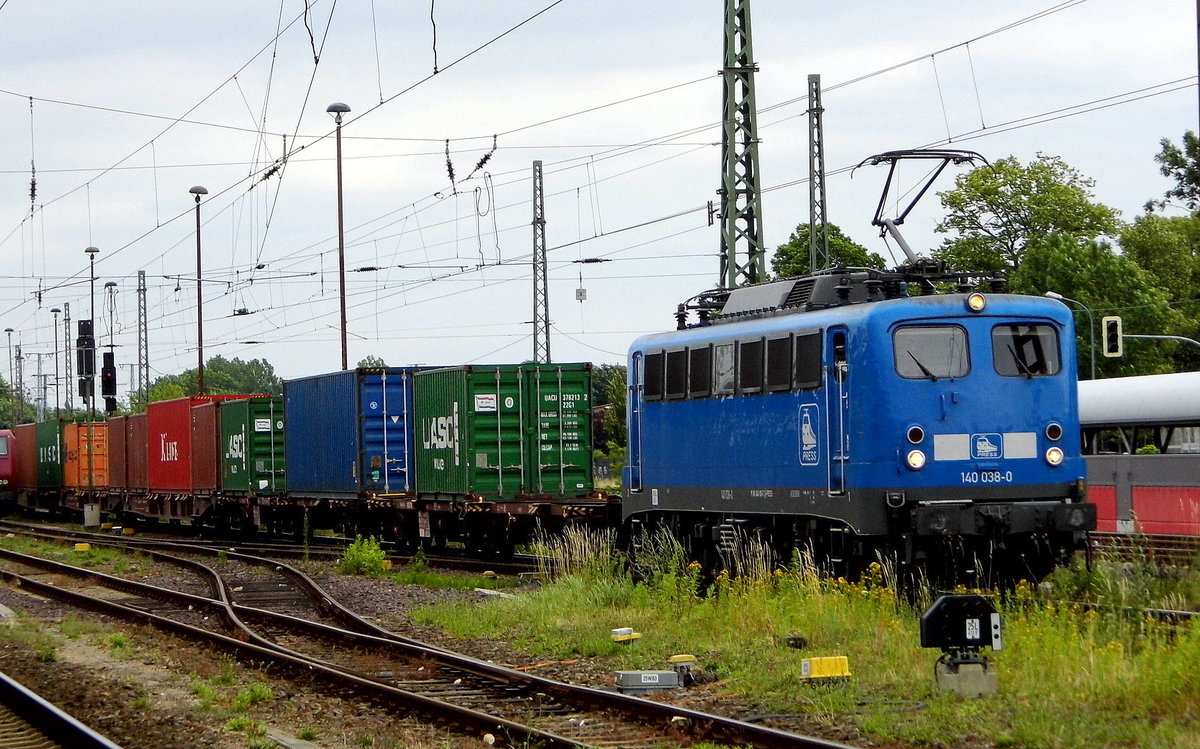 Am 24.06.2017 fuhr die 140 038-0 von METRANS (PRESS) von Leipzig nach Stendal und weiter nach Hamburg .