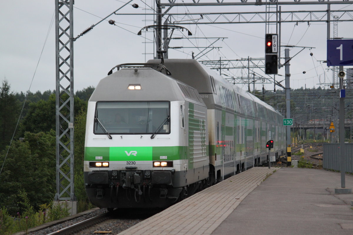 Am 24.07.2017 erreicht IC3 nach Joensuu den Bahnhof Lahti.