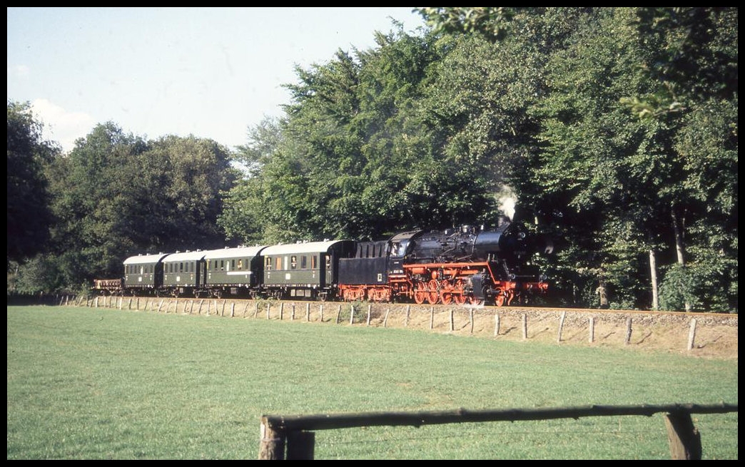Am 24.8.1996 war 503655 auf der Teutoburger Wald Eisenbahn im Einsatz. Hier kommt sie bei Visbeck aus Lengerich gefahren.