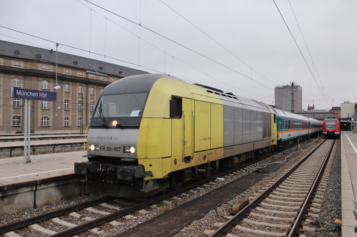 Am 24.November 2013 war Dispo 223 007 mit einem ALX in M�nchen Hbf abfahrbereit nach Oberstdorf.