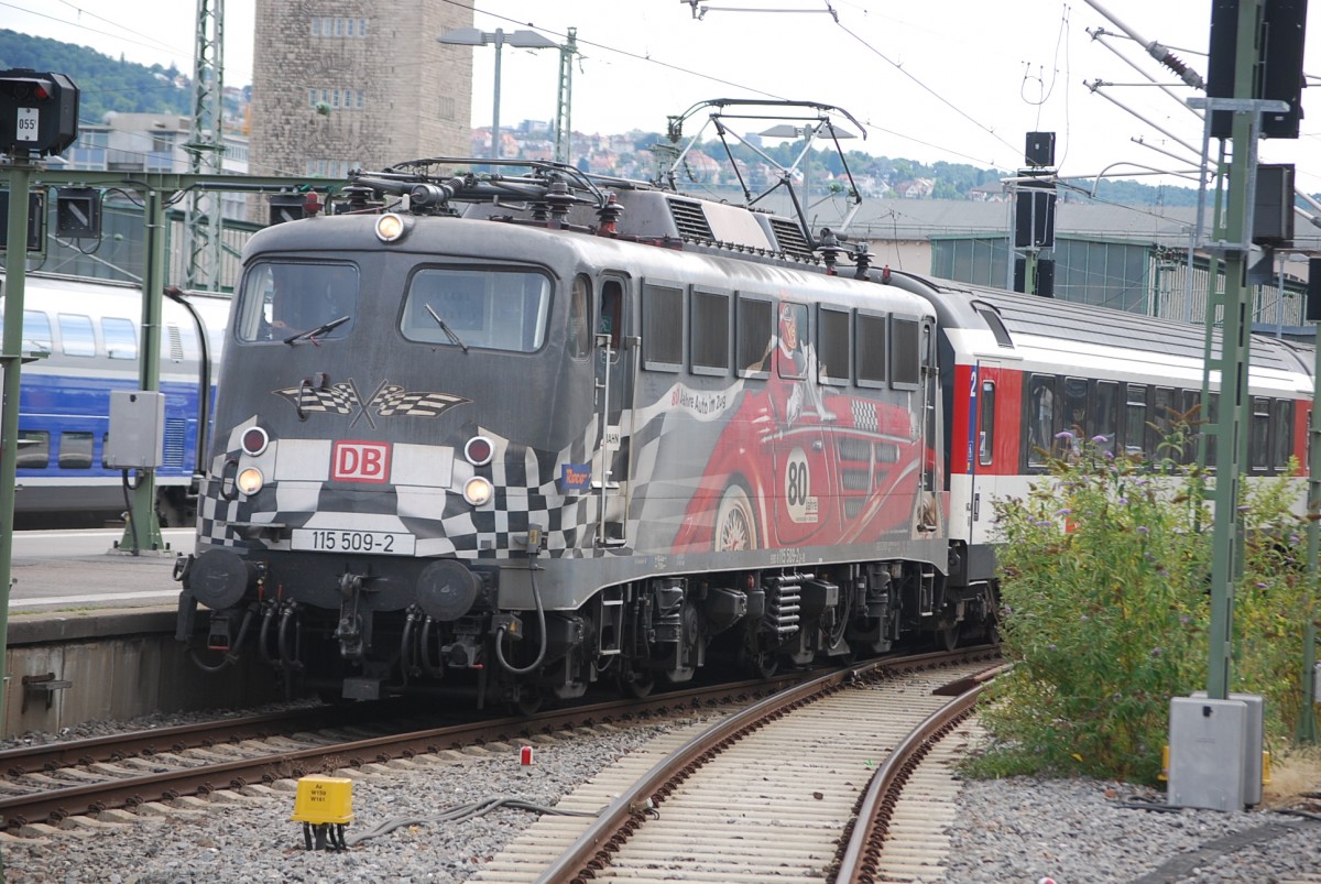 Am 25. Juli 2015 konnte ich 115 509 mit dem IC 183 nach Zürich am Stuttgarter Hauptbahnhof fotografieren 