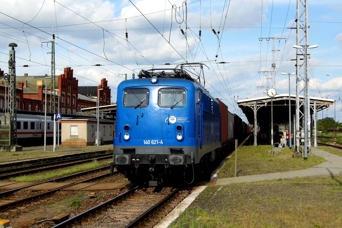 Am 25.05.2017 kam die 140 621-4 von der EGP aus Richtung Magdeburg nach Stendal und fuhr weiter in Richtung Salzwedel .