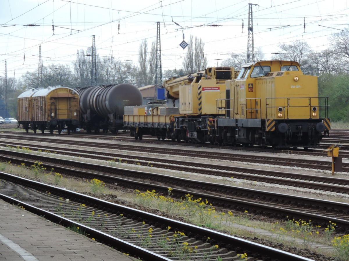 Am 2.5.2015, Rangierte ein Bauzug in Bad Kleinen