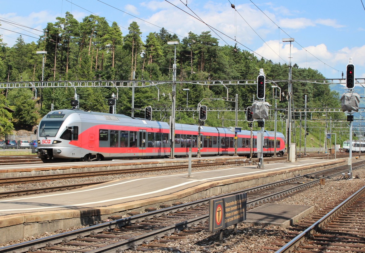 Am 25.Juli 2013 erreichte ein SOB Flirt aus Biberbrugg den Bahnhof Arth-Goldau.